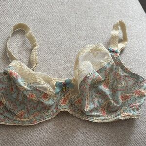 Freya Floral Lace Bra - Cream and Blue